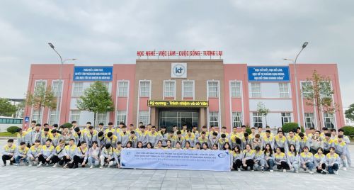 HUB Đào Tạo Robot và Ai Tại trường Cao đẳng nghề Việt Hàn Bắc Giang