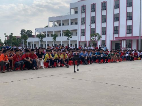 Chương Trình Robot và AI Cơ Bản Cho Học Sinh Cấp 2 , Cấp 3 - Hành Trình Dẫn Bước